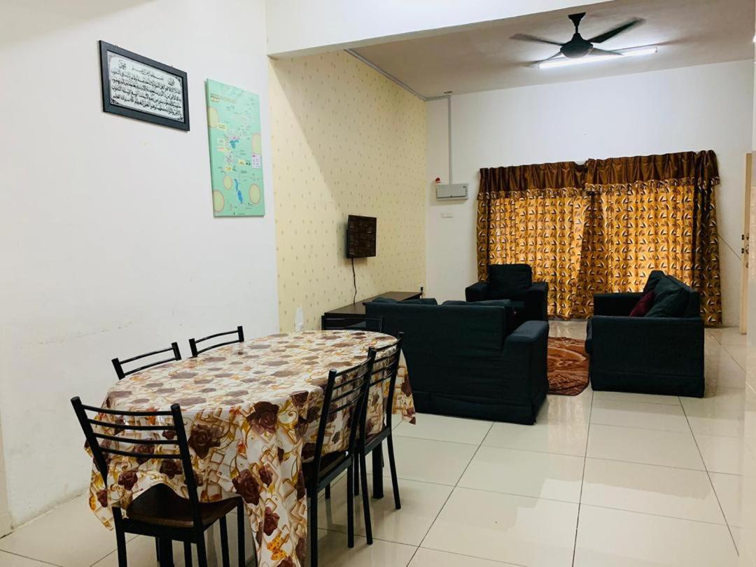 Zahara Apartment *